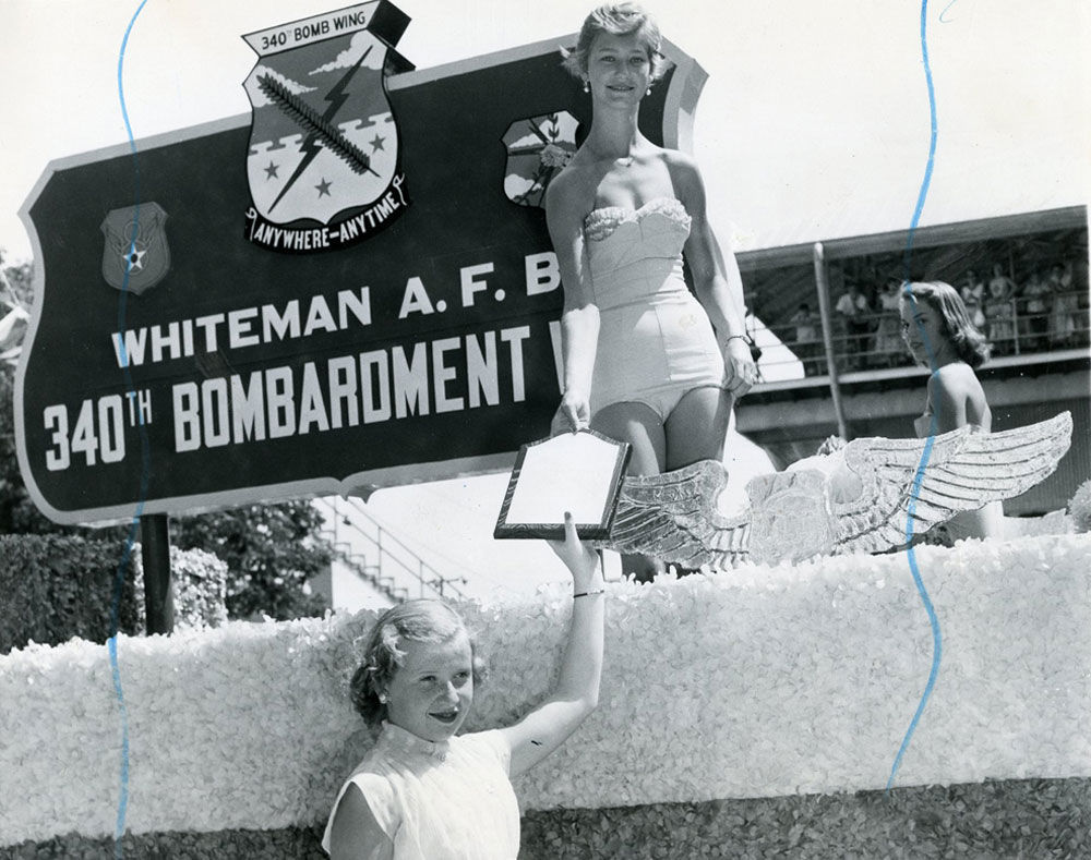 1956 : First-place float